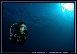 Blue atmosphere in the Red Sea... by Michel Lonfat 